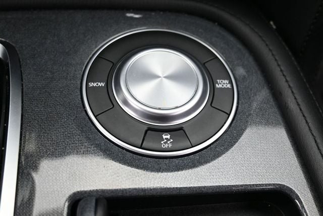 2024 Nissan Armada SV