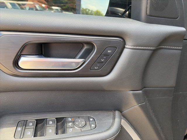 2025 Nissan Armada Platinum
