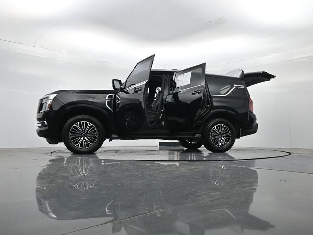 2025 Nissan Armada Platinum