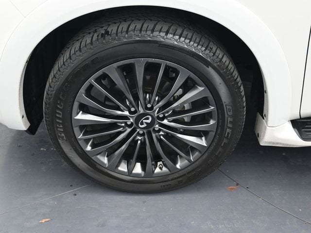 2024 INFINITI QX80 Sensory