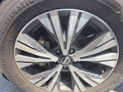 2023 Nissan Rogue Base
