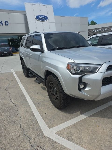 2022 Toyota 4Runner SR5