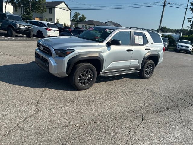 2025 Toyota 4Runner SR5 - Photo 13
