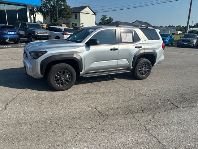 2025 Toyota 4Runner SR5 - Photo 15