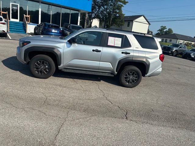 2025 Toyota 4Runner SR5 - Photo 18