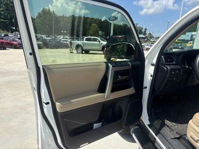 2017 Toyota 4Runner Base