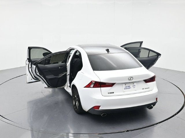 2016 Lexus IS 200t