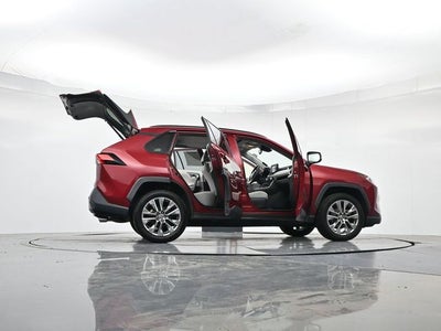 2020 Toyota RAV4 XLE Premium