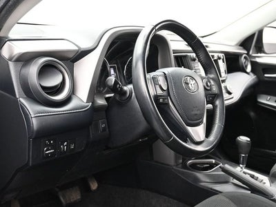 2018 Toyota RAV4 Hybrid XLE