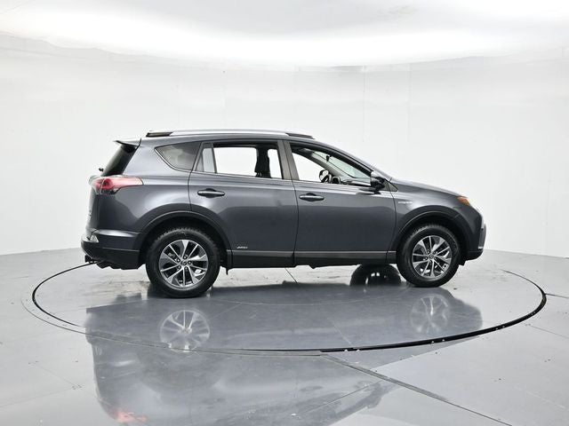 2018 Toyota RAV4 Hybrid XLE