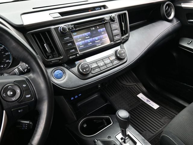 2018 Toyota RAV4 Hybrid XLE