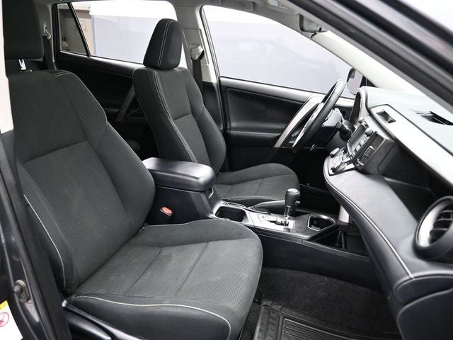 2018 Toyota RAV4 Hybrid XLE