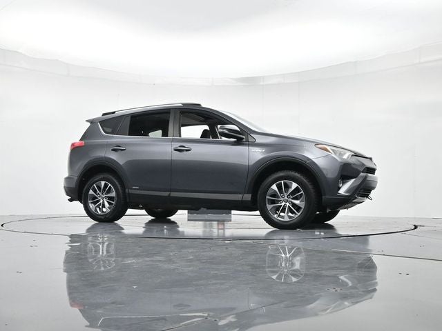 2018 Toyota RAV4 Hybrid XLE