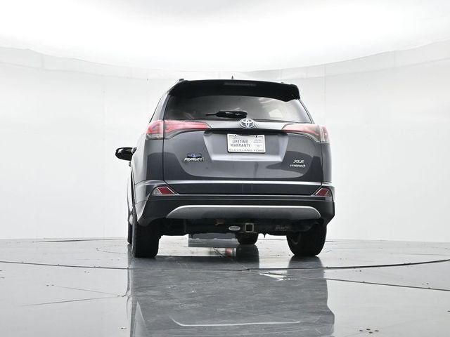 2018 Toyota RAV4 Hybrid XLE