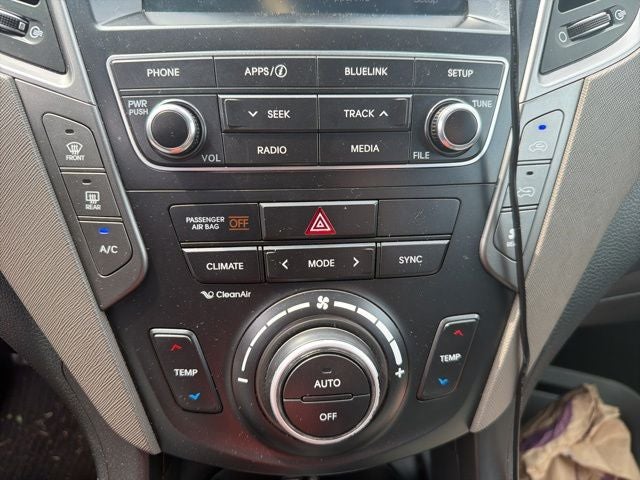 2017 Hyundai Santa Fe SE