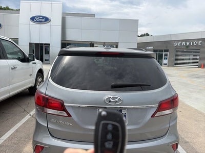 2017 Hyundai Santa Fe SE