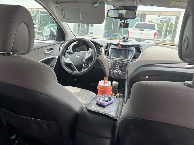 2017 Hyundai Santa Fe SE