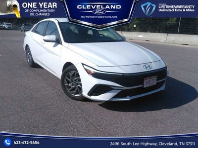 2024 Hyundai Elantra SEL