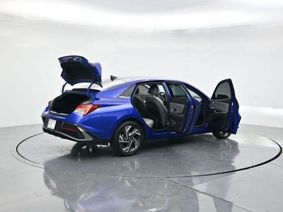 2024 Hyundai Elantra Limited