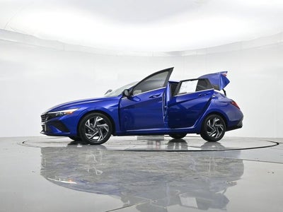 2024 Hyundai Elantra Limited