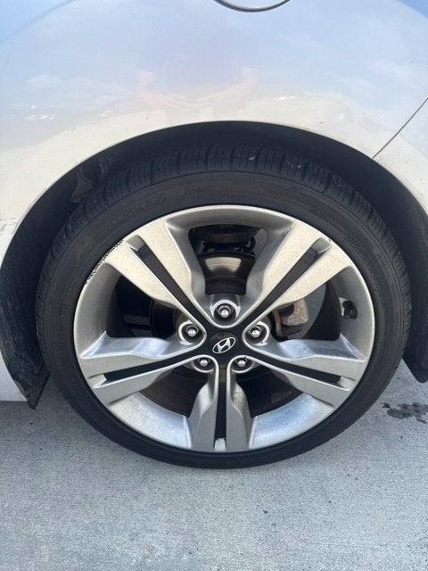 2017 Hyundai Veloster Value Edition