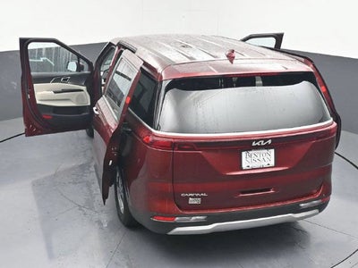 2024 Kia Carnival LX
