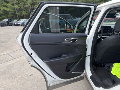 2024 Kia Sportage LX