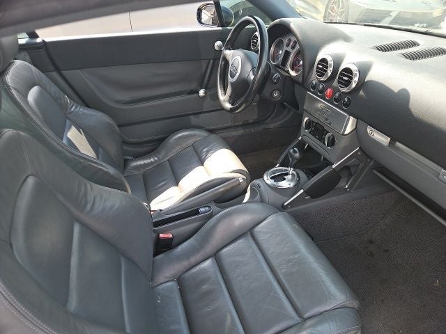 2005 Audi TT 3.2L quattro
