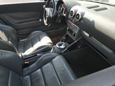 2005 Audi TT 3.2L quattro