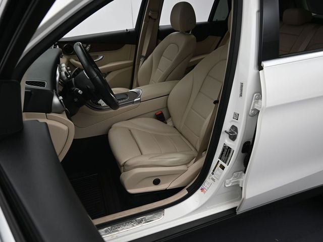 2021 Mercedes-Benz GLC GLC 300