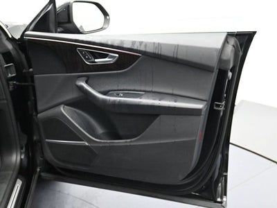 2021 Audi Q8 55 Premium Plus quattro