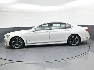 2022 BMW 7 Series 750i xDrive