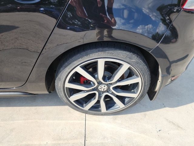2014 Volkswagen GTI Wolfsburg