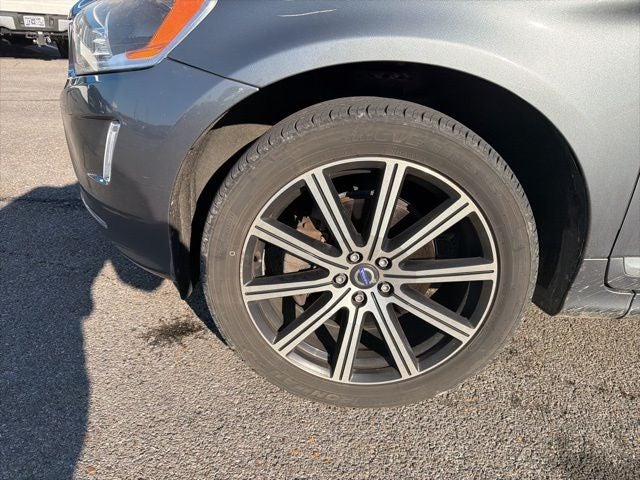 2016 Volvo XC60 T5 Drive-E Platinum