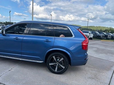 2019 Volvo XC90 T6 R-Design
