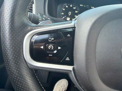 2019 Volvo XC90 T6 R-Design