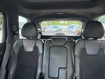 2019 Volvo XC90 T6 R-Design