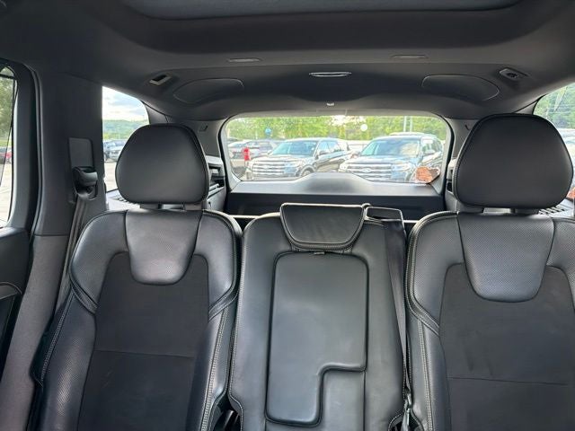 2019 Volvo XC90 T6 R-Design
