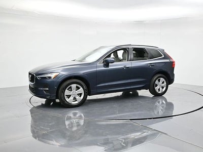 2022 Volvo XC60 B5 Momentum