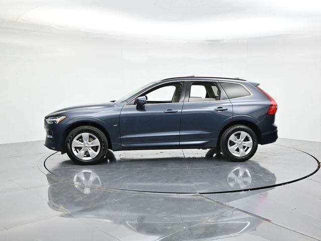 2022 Volvo XC60 B5 Momentum