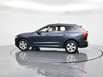 2022 Volvo XC60 B5 Momentum