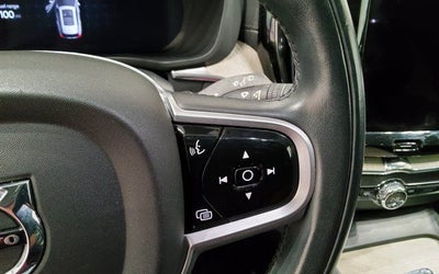 2022 Volvo XC60 B5 Inscription