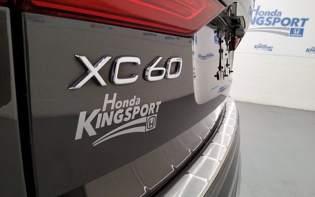 2022 Volvo XC60 B5 Inscription