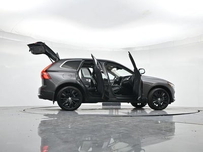2022 Volvo XC60 B5 Inscription