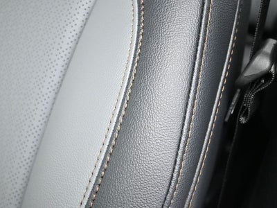 2025 Ford F-150 Lightning Lariat®