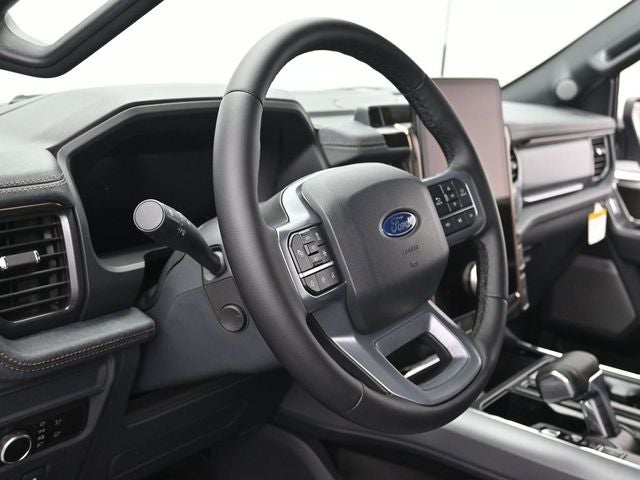 2025 Ford F-150 Lightning Lariat®