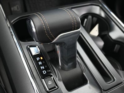 2025 Ford F-150 Lightning Lariat®