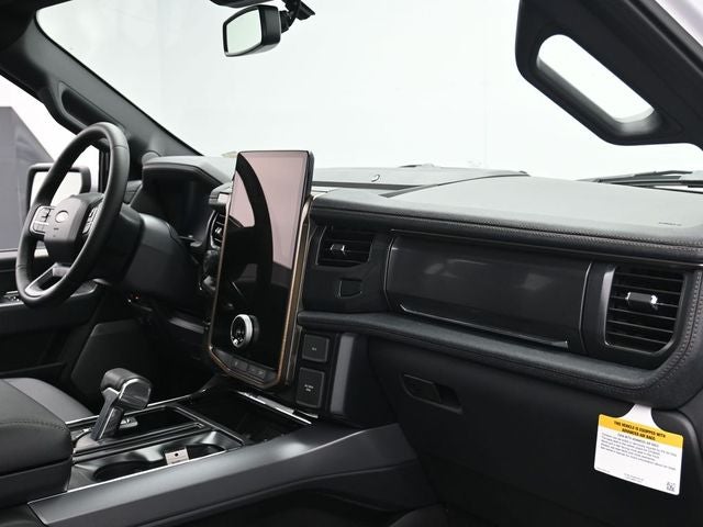 2025 Ford F-150 Lightning Lariat®