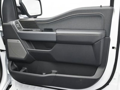 2025 Ford F-150 Lightning Lariat®