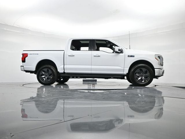 2025 Ford F-150 Lightning Lariat®
